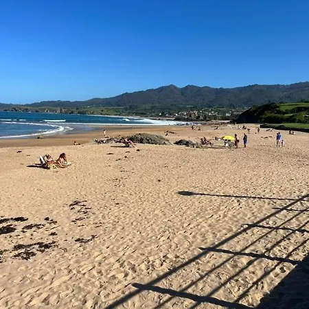 Casa Con Piscina, Entre La Playa Y La Montana Сasa de vacaciones *