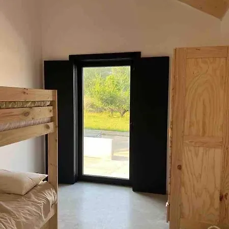 Prázdninový dům Casa Con Piscina, Entre La Playa Y La Montana La Isla